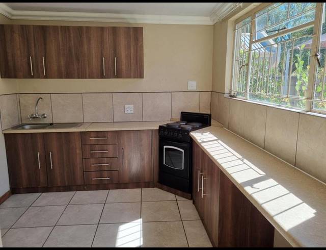 1 BEDROOM PROPERTY TO RENT IN MEYERHOF